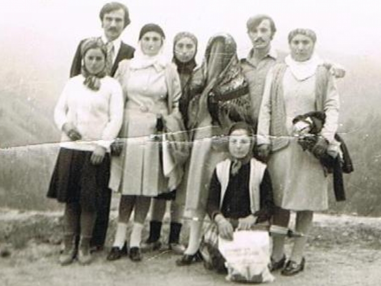 Şaire,Göçoğlu Ayşe'den maniler